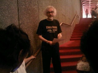 Gerald Morris welcomes bloggers to the Lord of the Rings at the NAC -- a first for Ottawa.